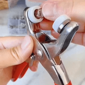 Tich Botton Machine. ( with 100 Free Button )