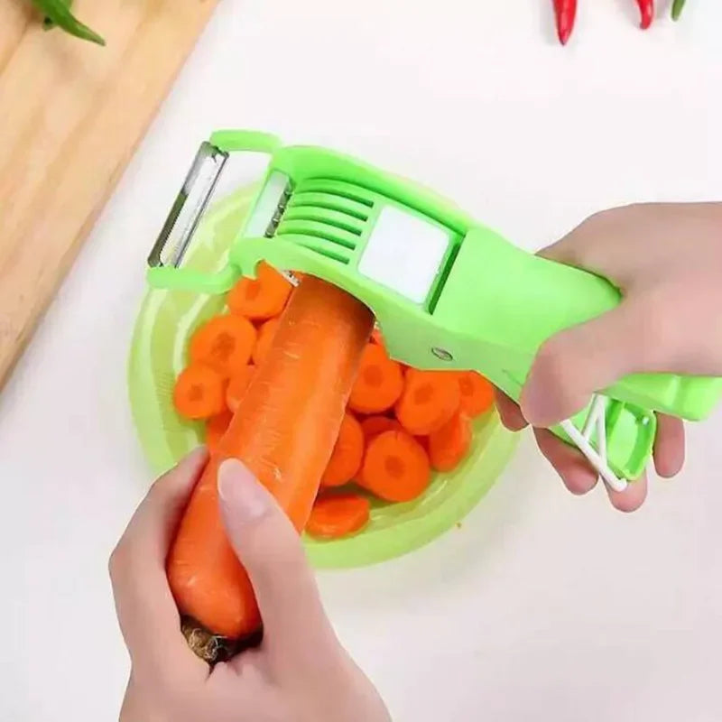 Multifunctional fruit and vegetable cutter